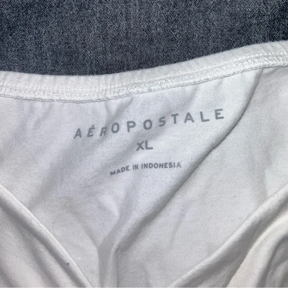 Aeropostale Crop Top - Picture 3 of 3